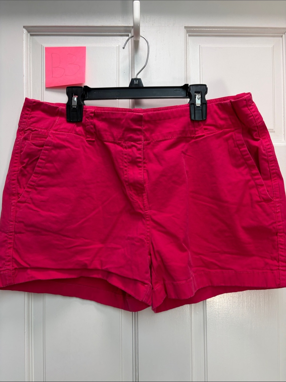 Vineyard Vines Bright Pink Women's Bermuda Shorts